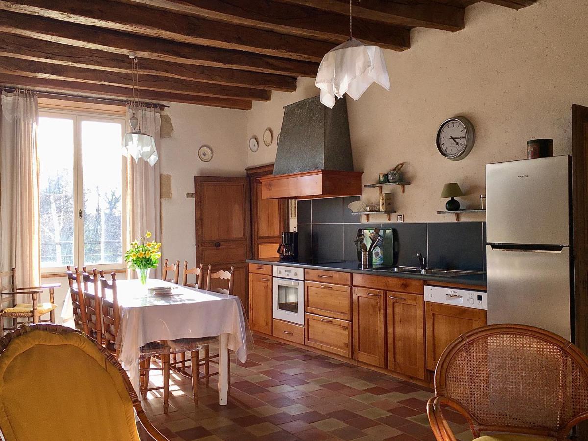"La Maison De Villars" Au Coeur De La Nature Pressac ภายนอก รูปภาพ