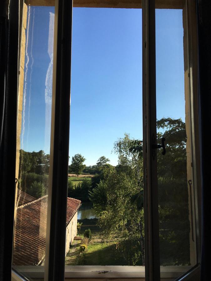 "La Maison De Villars" Au Coeur De La Nature Pressac ภายนอก รูปภาพ